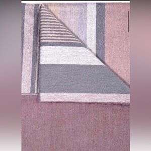 NWT Shupaca  Alpaca Blanket- Cranberry